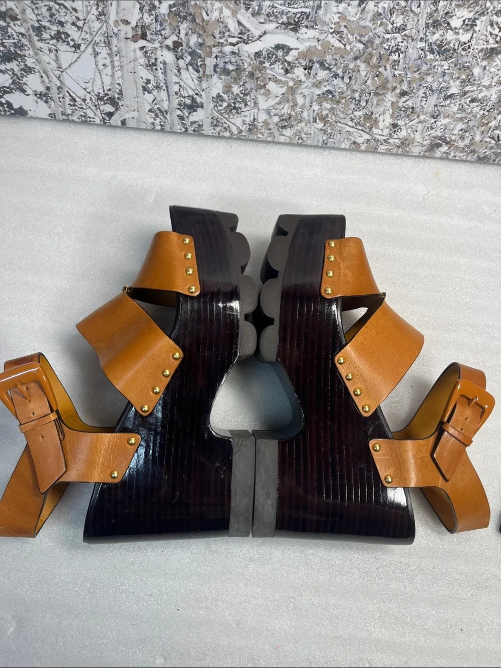 Tory Burch set platform